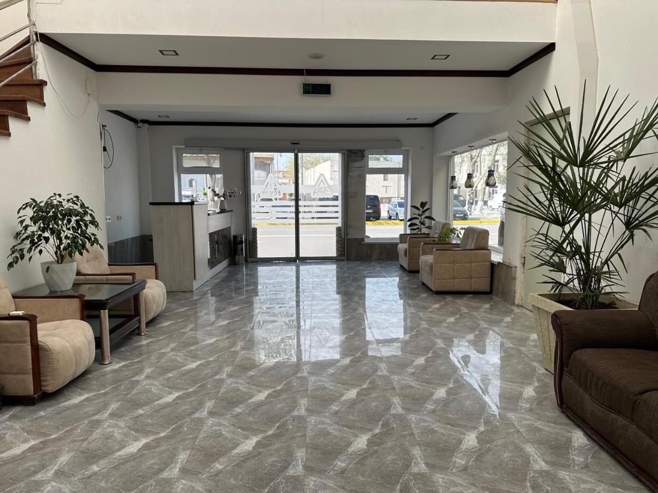 בוקורו Atrium Hotel מראה חיצוני תמונה